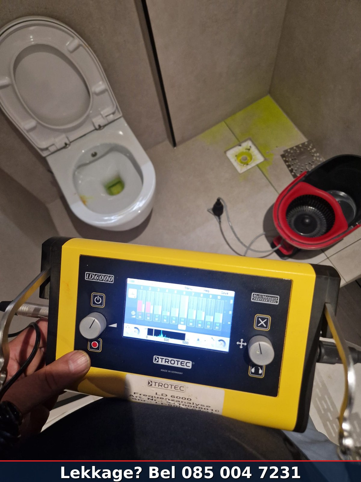 Trotec LD6000 akoestische lekdetectie in badkamer — frequentie-analyse waterleiding lek opsporen